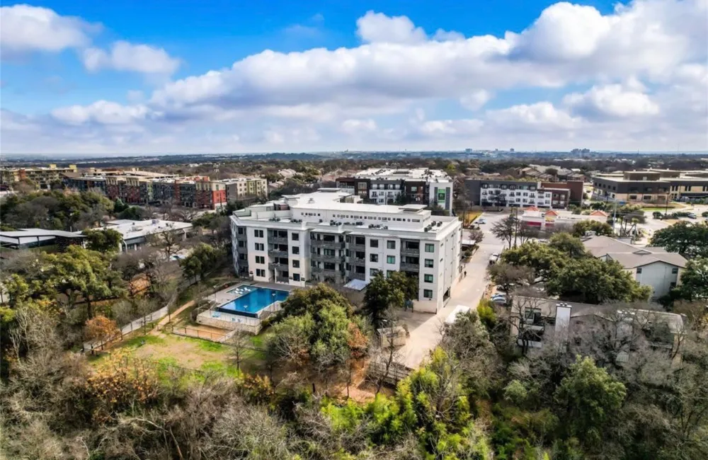 3600 S Lamar Boulevard #215 Austin, TX 78704