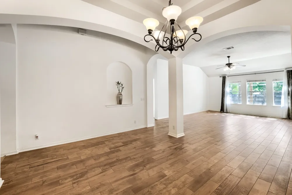 19009 Leigh Lane Pflugerville, TX 78660