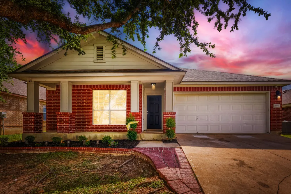 19009 Leigh Lane Pflugerville, TX 78660