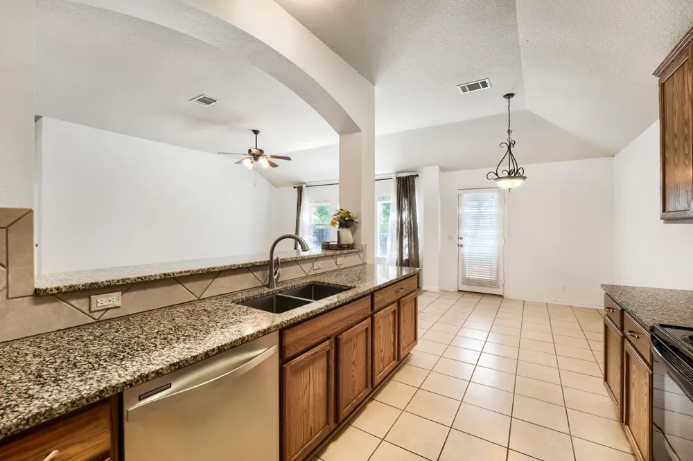 19009 Leigh Lane Pflugerville, TX 78660