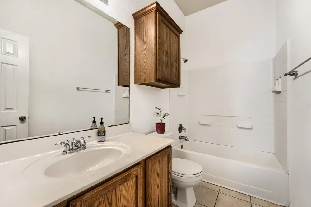19009 Leigh Lane Pflugerville, TX 78660