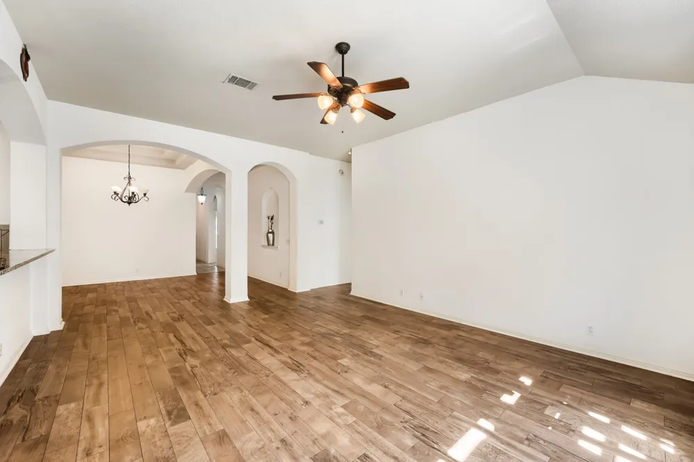 19009 Leigh Lane Pflugerville, TX 78660