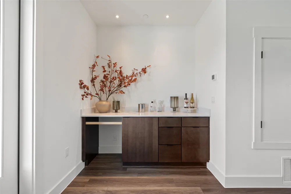 5201 E E. MLK Jr Boulevard #6106 Austin, TX 78721