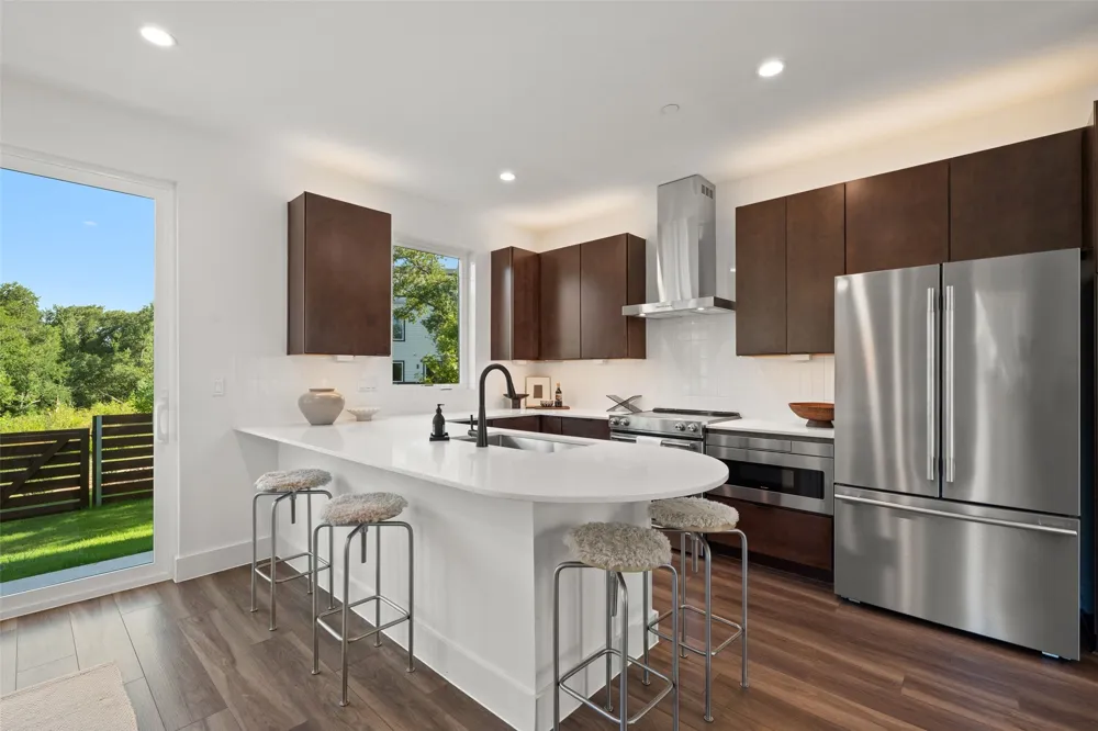 5201 E E. MLK Jr Boulevard #6106 Austin, TX 78721
