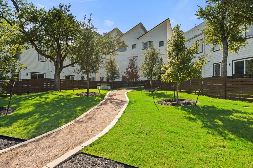 5201 E E. MLK Jr Boulevard #6106 Austin, TX 78721