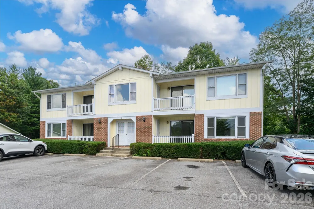 82 Nazarene Way Waynesville, NC 28785