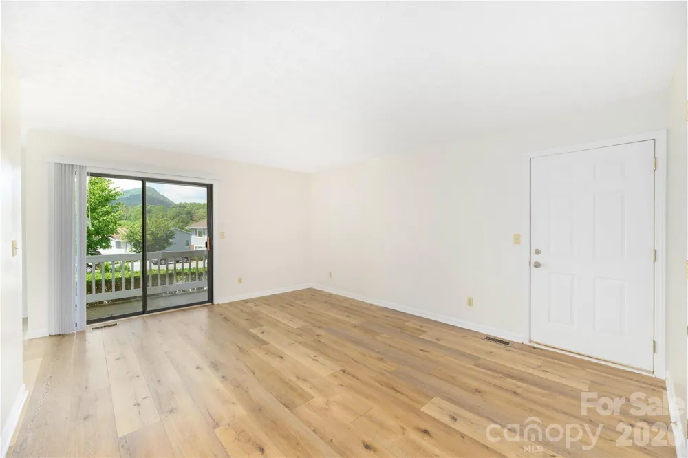 82 Nazarene Way Waynesville, NC 28785