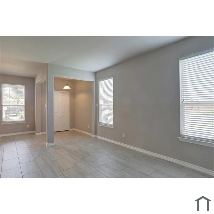 1709 Duck Cove Drive Aubrey, TX 76227