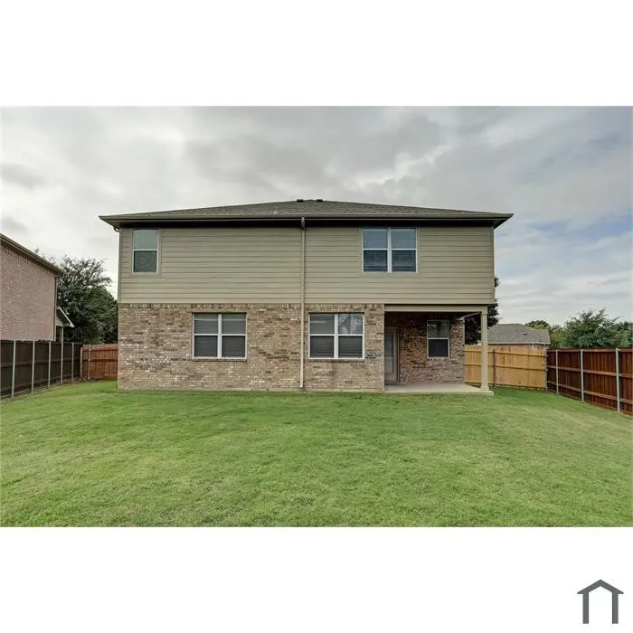 1709 Duck Cove Drive Aubrey, TX 76227