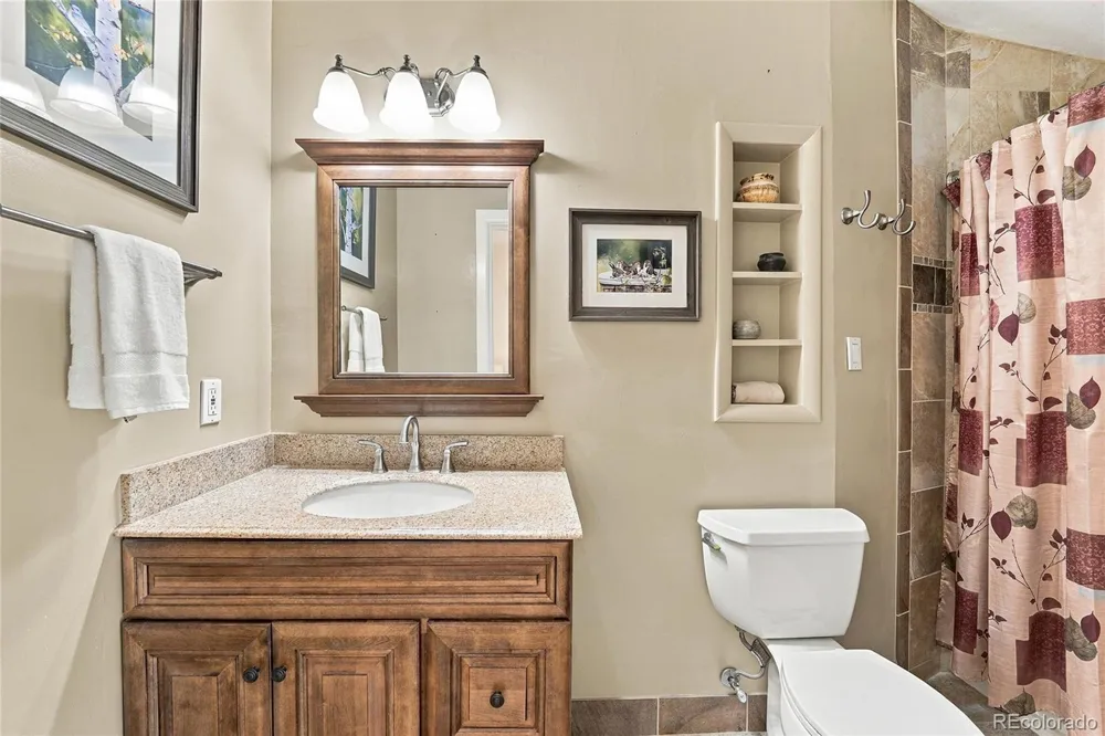 804 W Shepperd Avenue Littleton, CO 80120