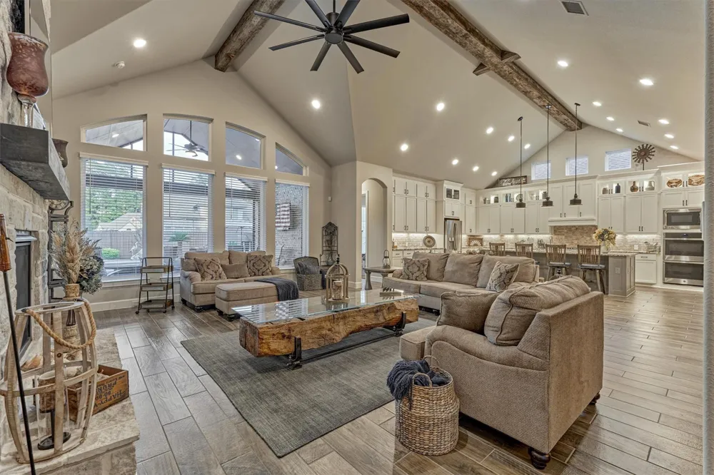 305 Pewter Sky Drive Montgomery, TX 77316