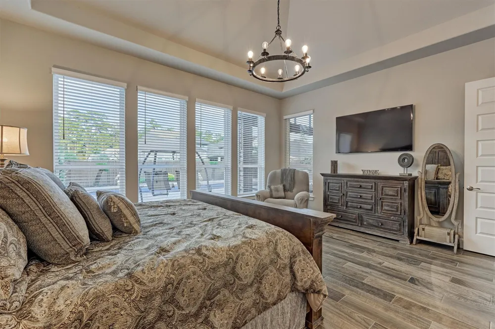 305 Pewter Sky Drive Montgomery, TX 77316