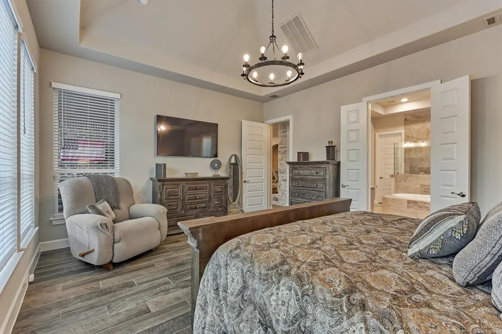 305 Pewter Sky Drive Montgomery, TX 77316