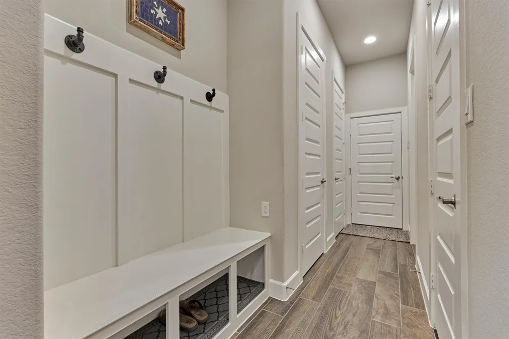 305 Pewter Sky Drive Montgomery, TX 77316