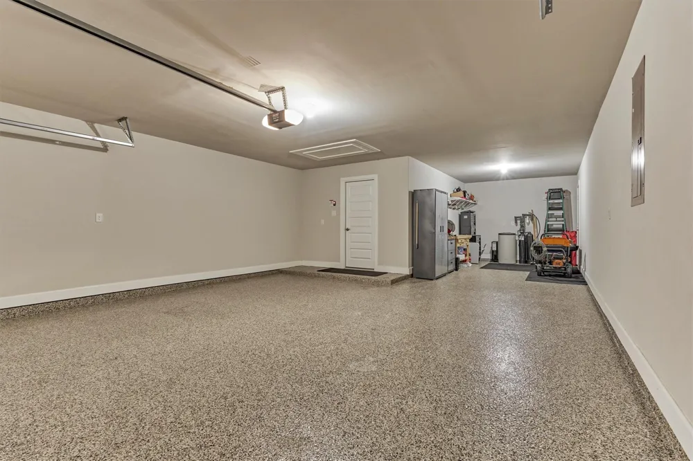 305 Pewter Sky Drive Montgomery, TX 77316