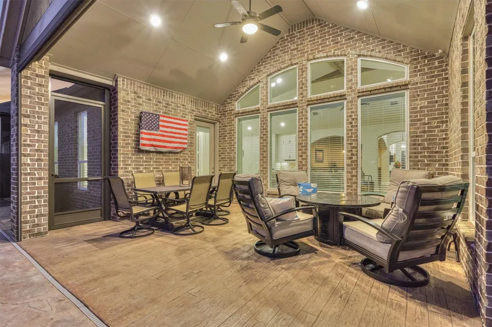305 Pewter Sky Drive Montgomery, TX 77316
