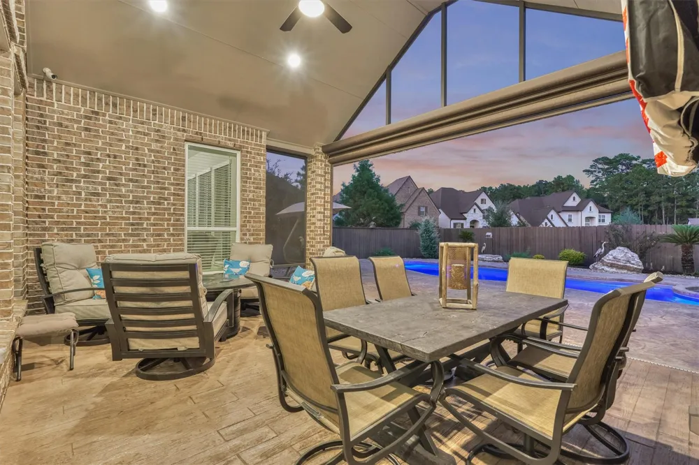 305 Pewter Sky Drive Montgomery, TX 77316