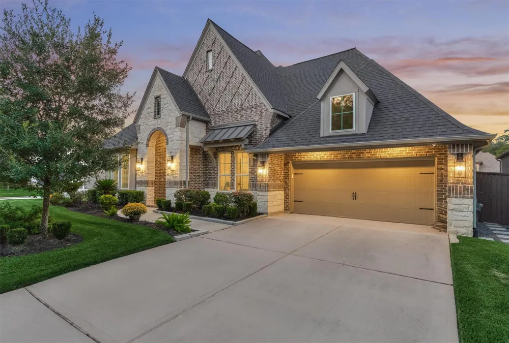 305 Pewter Sky Drive Montgomery, TX 77316