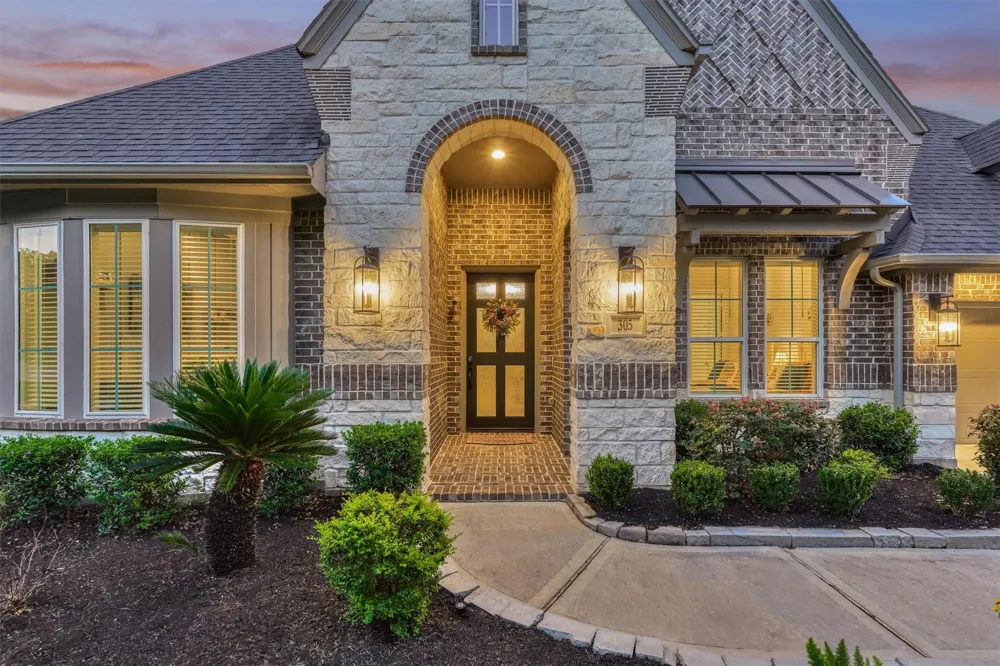 305 Pewter Sky Drive Montgomery, TX 77316