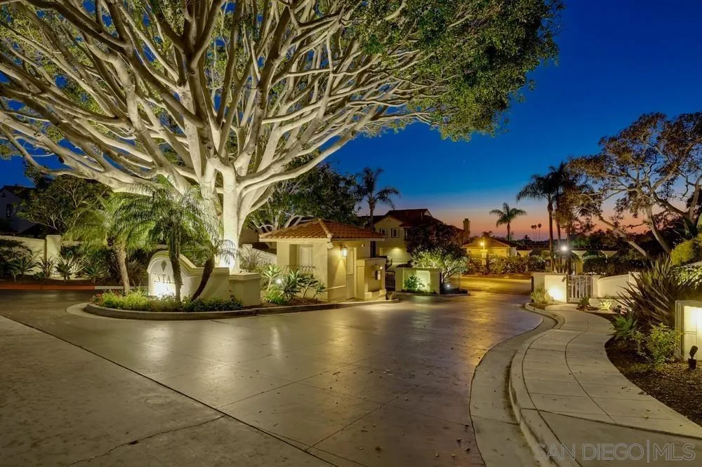 1465 Caminito Solidago La Jolla, CA 92037