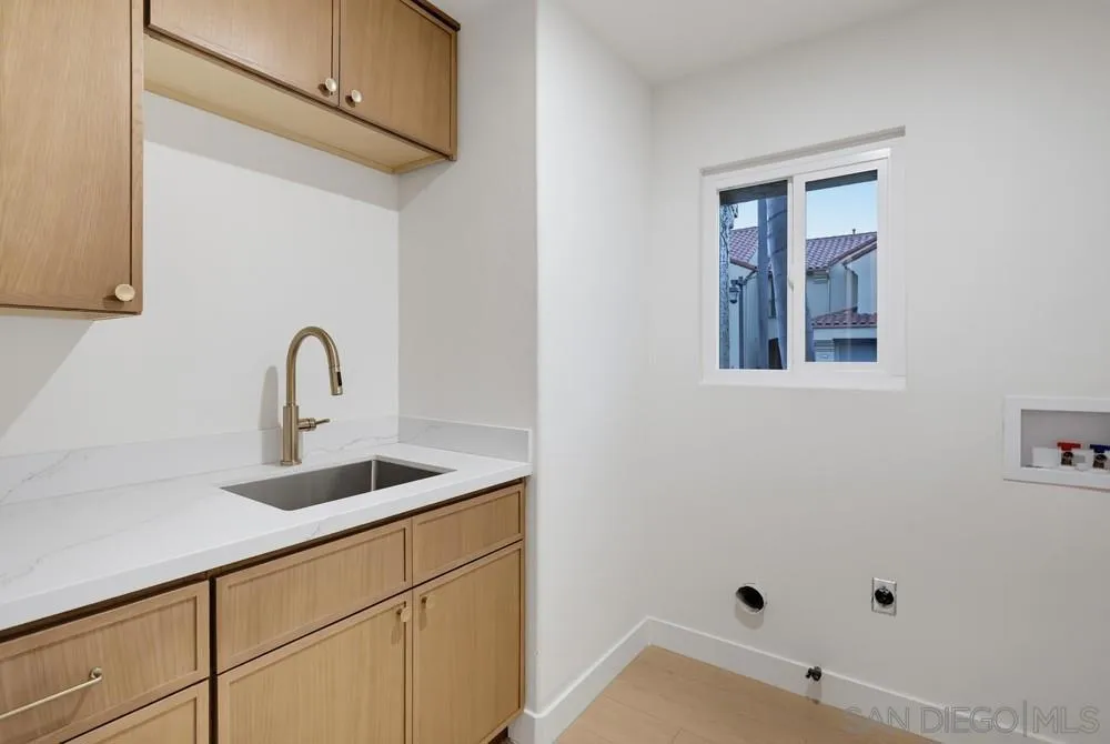 1465 Caminito Solidago La Jolla, CA 92037