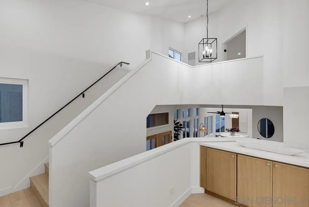 1465 Caminito Solidago La Jolla, CA 92037