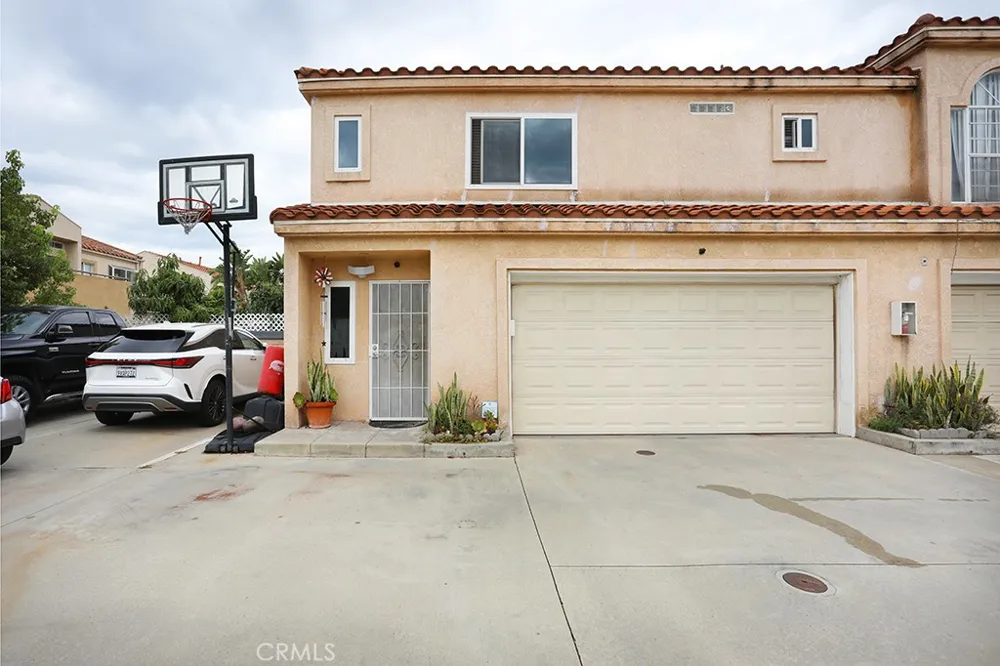 7912 2nd #6 Stanton, CA 90680