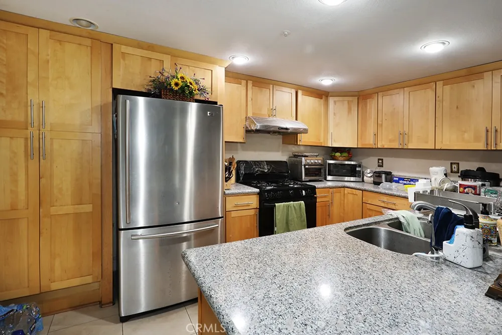 7912 2nd #6 Stanton, CA 90680