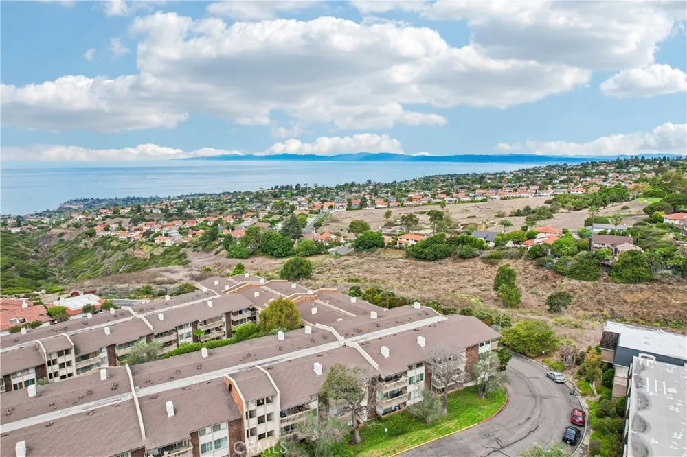 6542 Ocean Crest Drive #B306 Rancho Palos Verdes, CA 90275