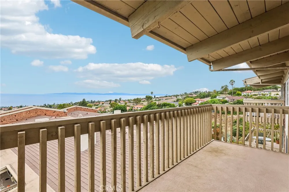 6542 Ocean Crest Drive #B306 Rancho Palos Verdes, CA 90275
