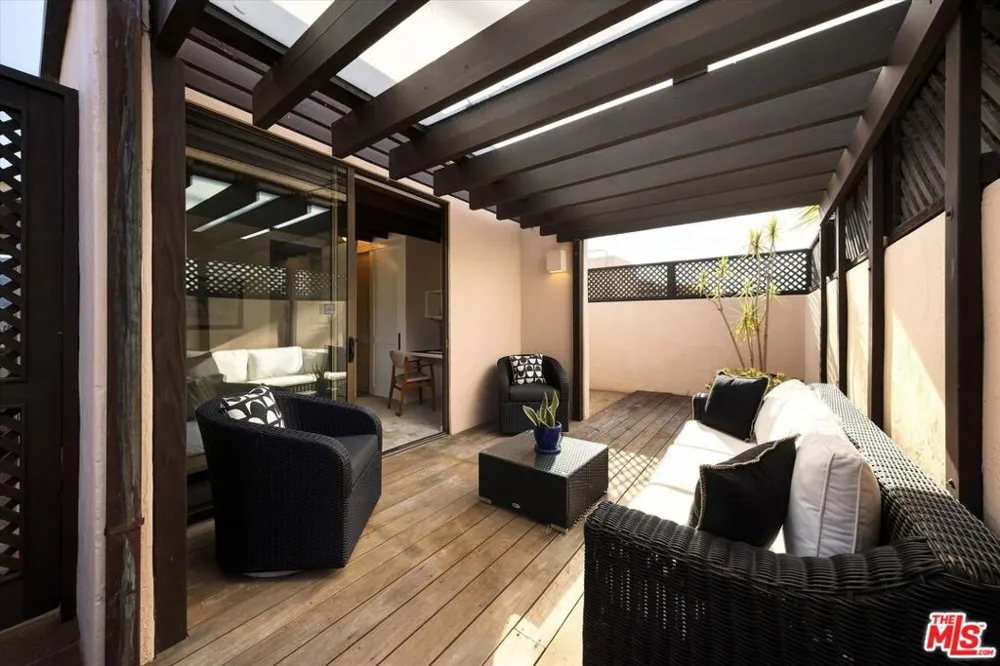 1410 La Cima Road Santa Barbara, CA 93101
