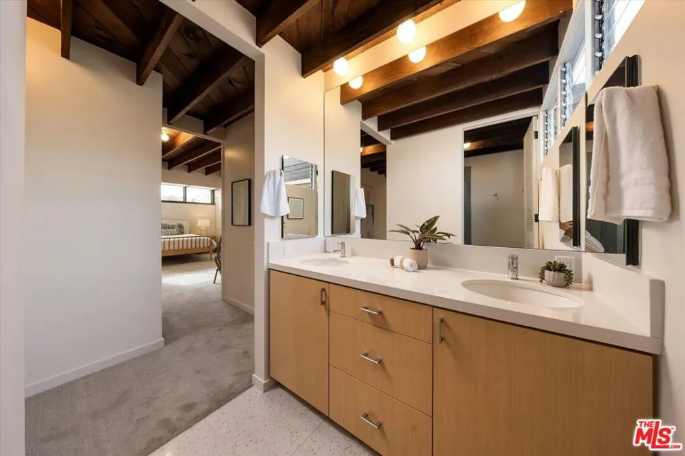 1410 La Cima Road Santa Barbara, CA 93101