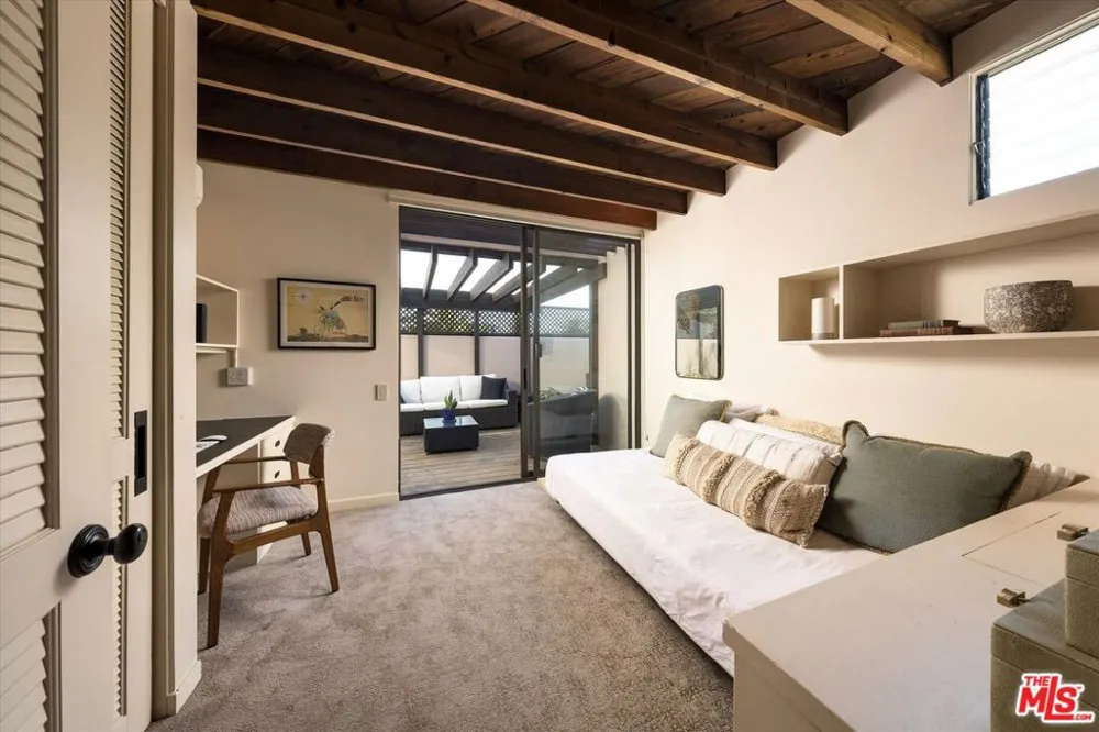 1410 La Cima Road Santa Barbara, CA 93101