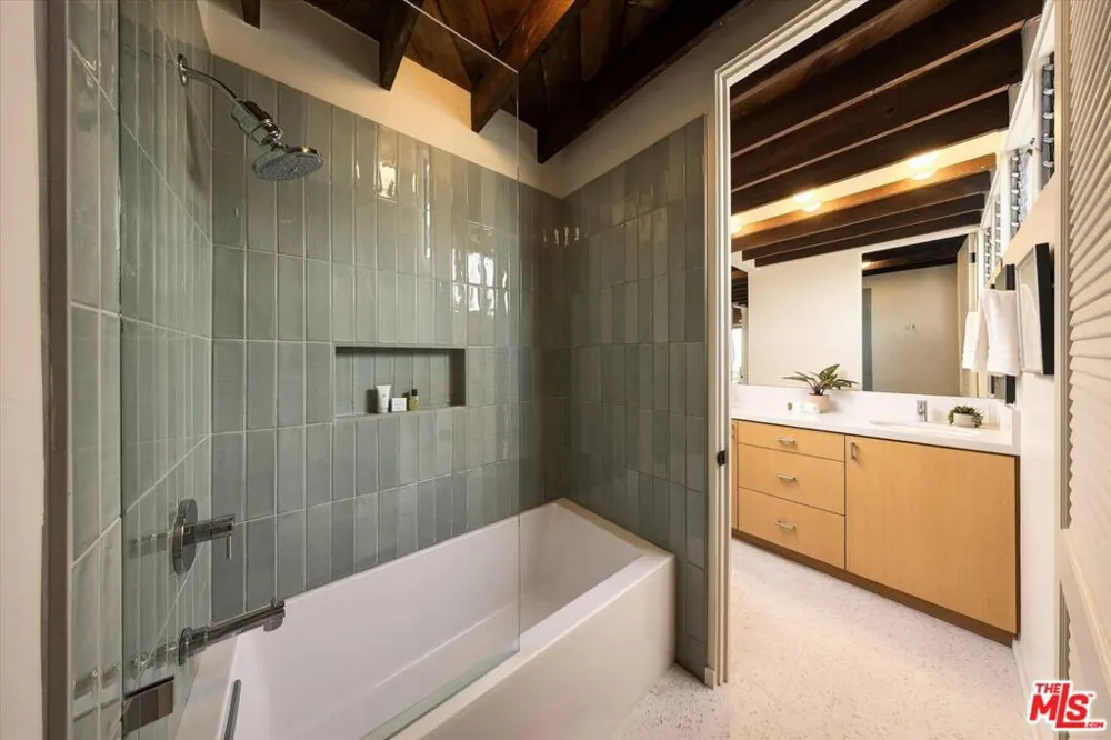 1410 La Cima Road Santa Barbara, CA 93101
