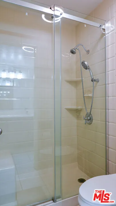 25545 Pine Creek Lane Los Angeles, CA 90744