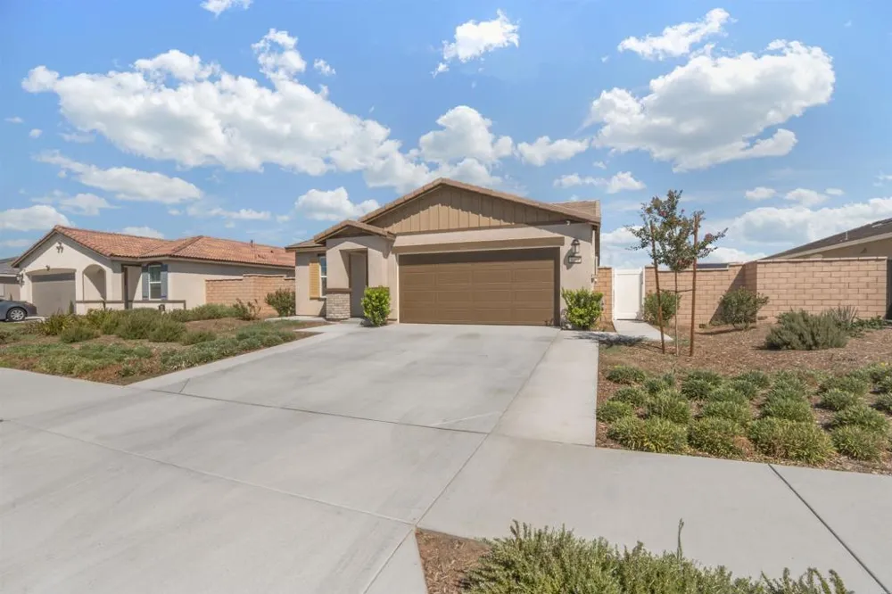 5062 Wrangler Way Hemet, CA 92545