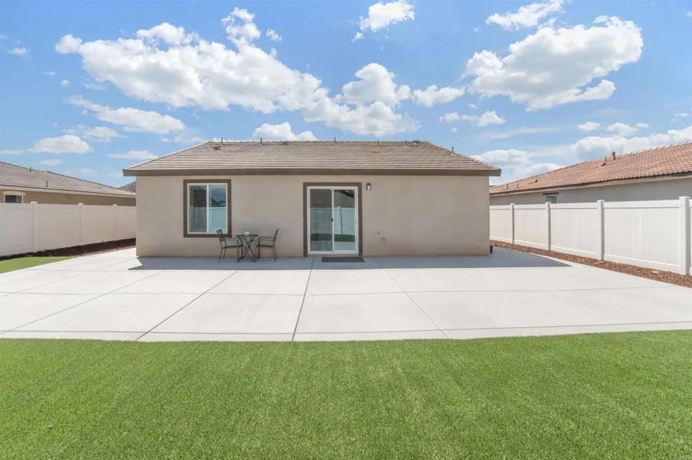 5062 Wrangler Way Hemet, CA 92545