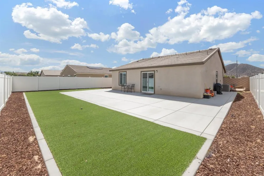 5062 Wrangler Way Hemet, CA 92545