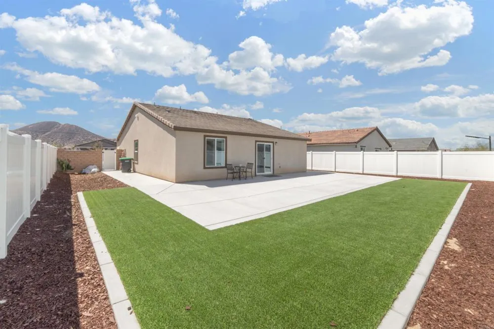 5062 Wrangler Way Hemet, CA 92545
