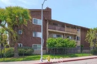 8505 Columbus Avenue #315 North Hills, CA 91343