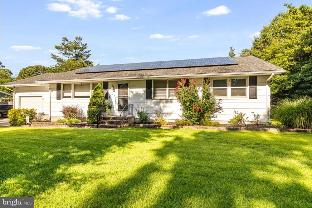 38 PINEHURST DRIVE Little Egg Harbor, NJ 08087