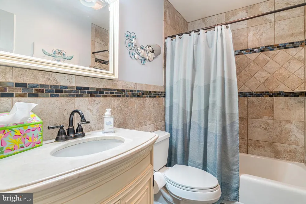38 PINEHURST DRIVE Little Egg Harbor, NJ 08087