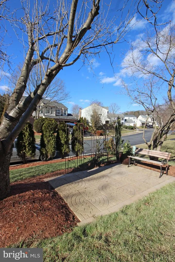 13111 WILLOUGHBY DRIVE Fairfax, VA 22033