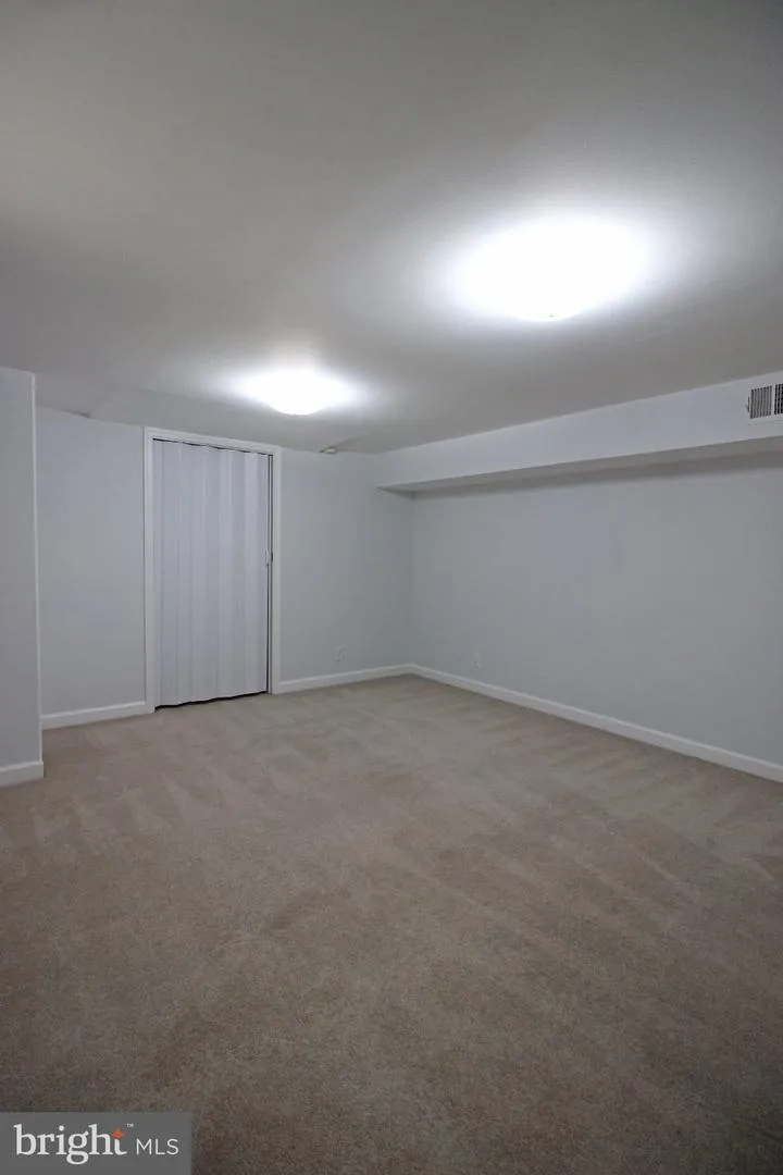 13111 WILLOUGHBY DRIVE Fairfax, VA 22033