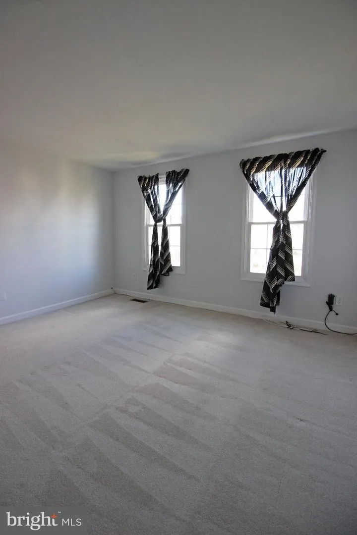13111 WILLOUGHBY DRIVE Fairfax, VA 22033