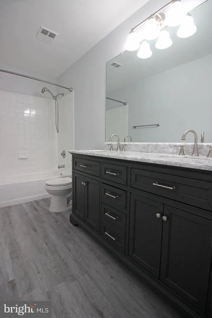 13111 WILLOUGHBY DRIVE Fairfax, VA 22033