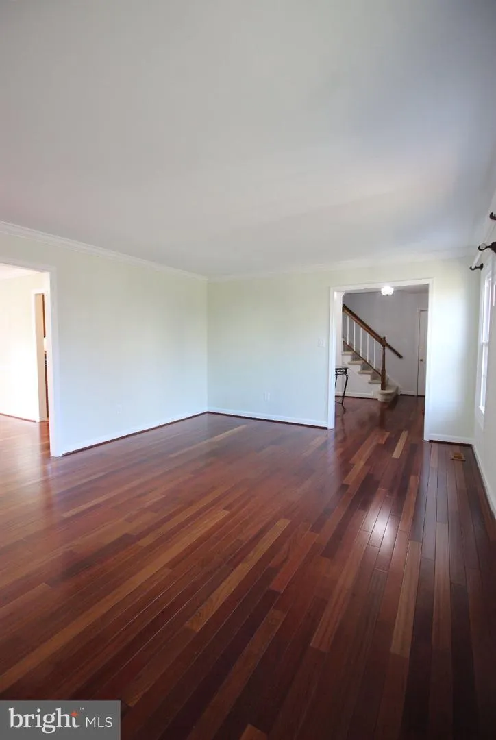 13111 WILLOUGHBY DRIVE Fairfax, VA 22033
