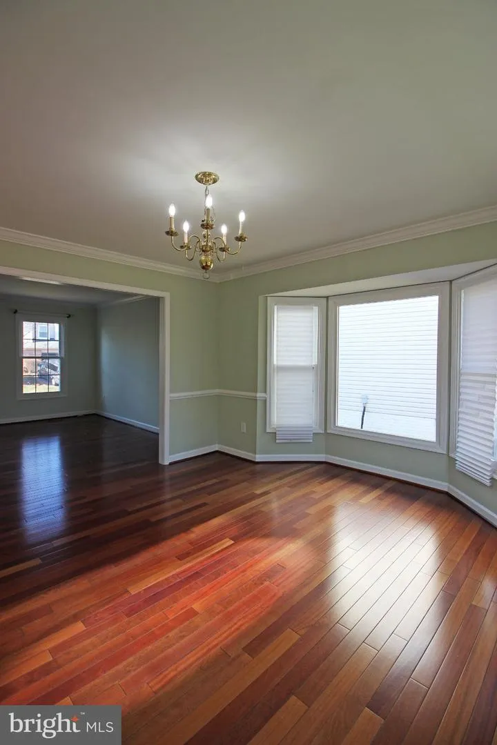 13111 WILLOUGHBY DRIVE Fairfax, VA 22033