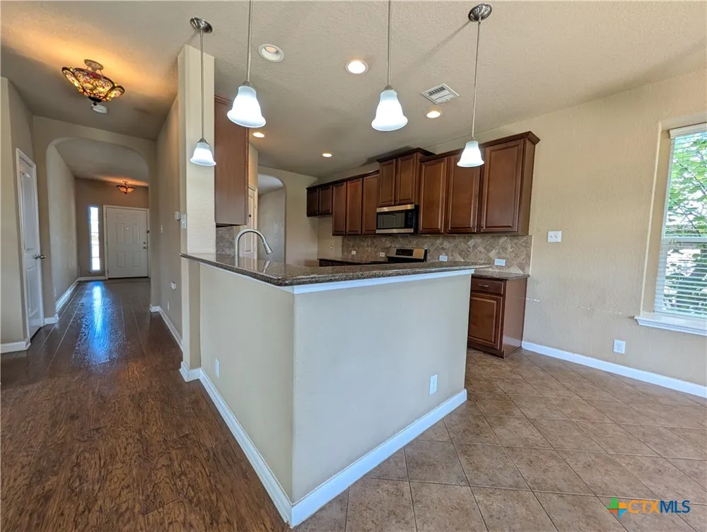 212 Oak Creek Way New Braunfels, TX 78130