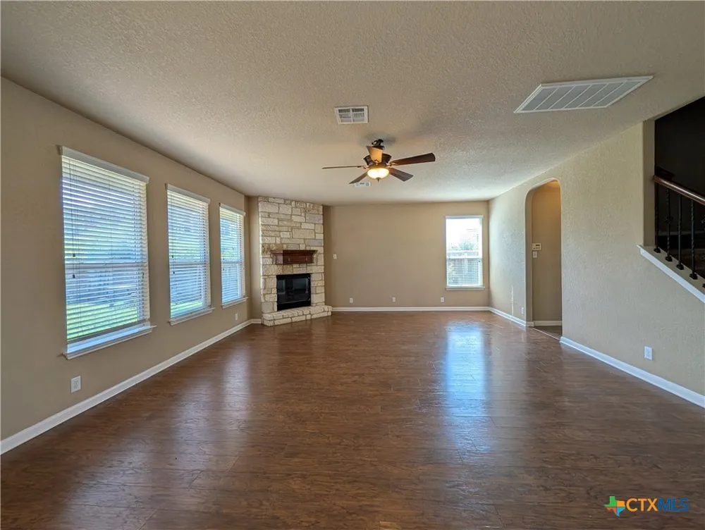 212 Oak Creek Way New Braunfels, TX 78130
